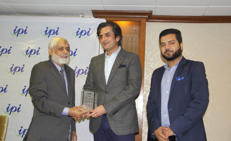 Strong support in Tehran for cooperative ties with Pakistan: Iranian scholar